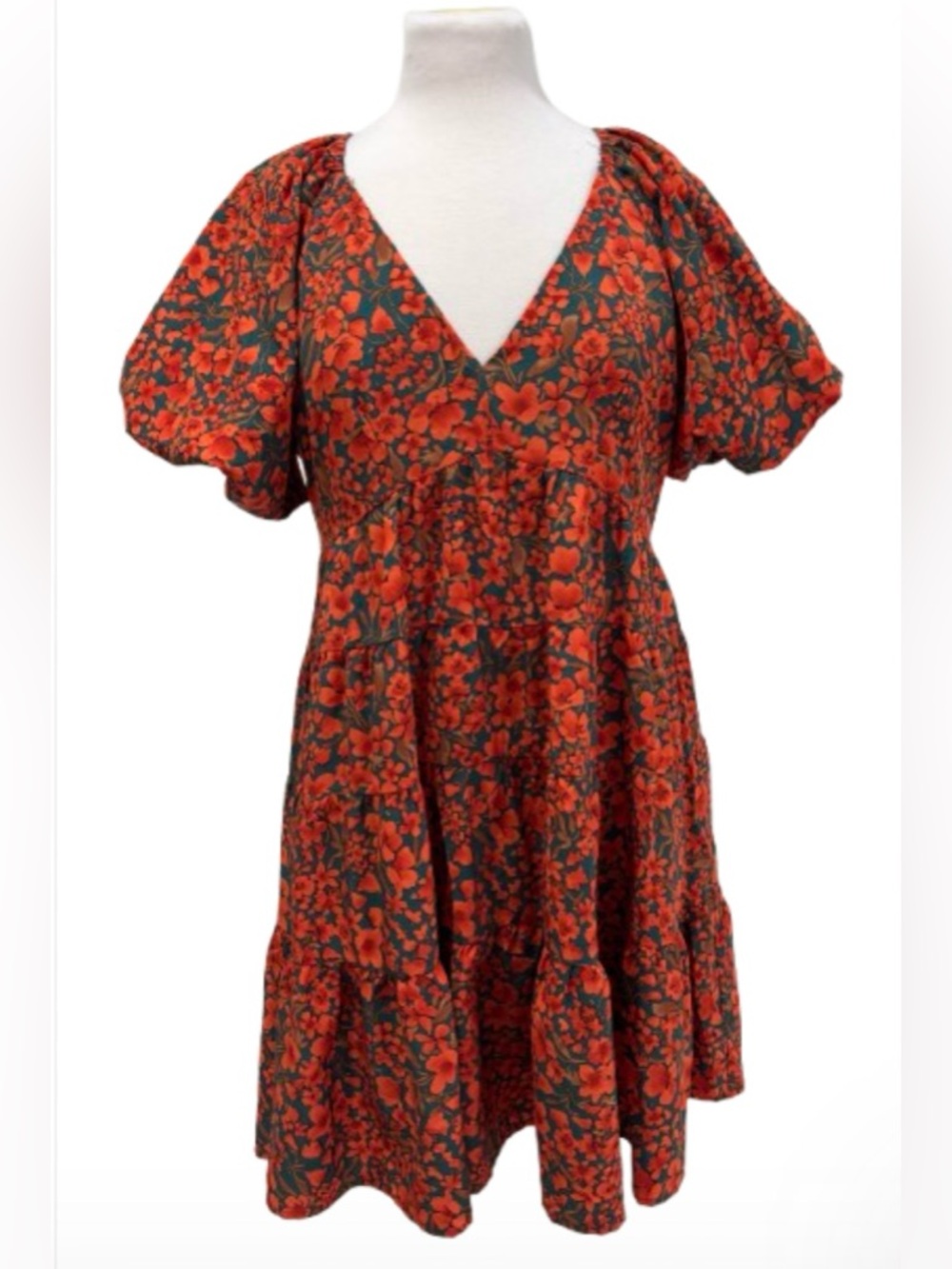 Size M Entro Floral Dress